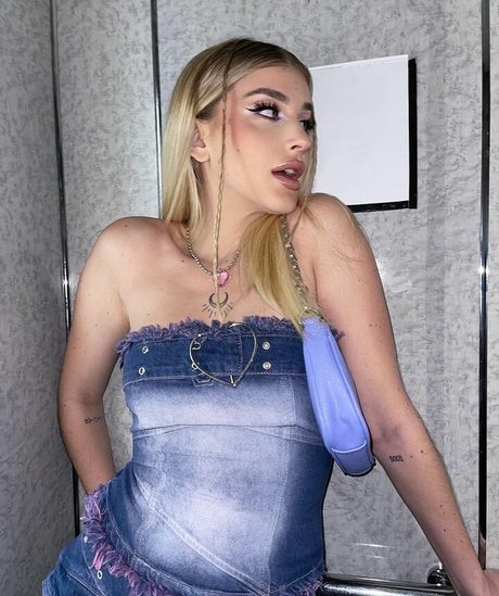 Samantha OT xxx kunst bild