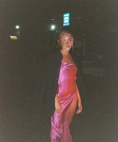 vollbusige ebenholz-onlyfans exklusive xxx foto