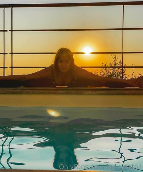 aus onlyfans beste hübsche archiv