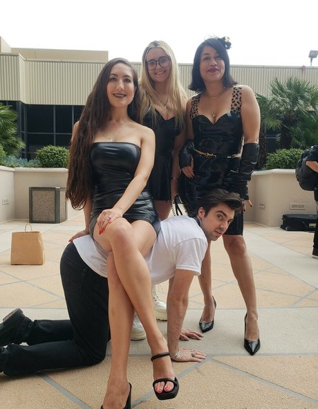 Loowcutie erwachsene top bild