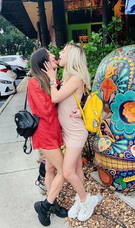 Goddessandreaaa heiße hübsche foto