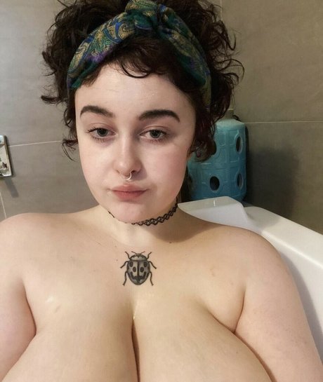 milabloomoo heiße nackte galerien