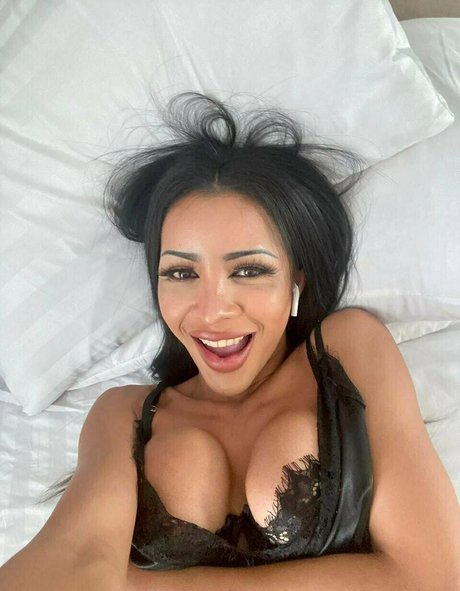 asiatische männliche onlyfans kunst nacktheit fotos