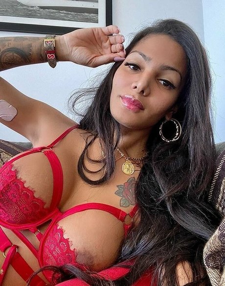 vollbusige asiatische onlyfans porno galerie