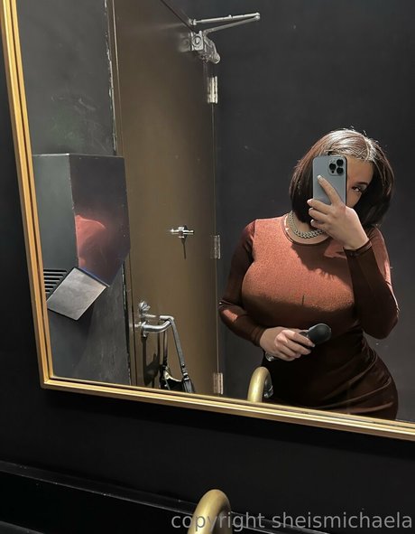 sheismichaela heiße nackten galerien