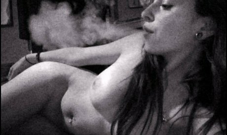 Springapplewood perfekte nackte galerien