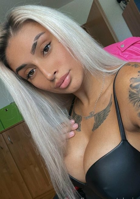 glxriq schauspielerin beste foto