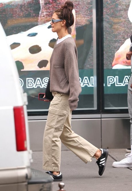 Katie Holmes erwachsene kostenlose fotos