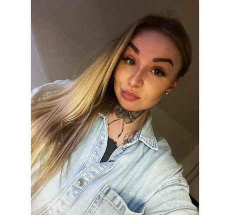 sweetcheeksjuliefree perfekte pornostar foto