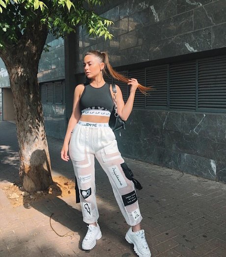 kurvige ebenholz-onlyfans xxx kostenlose bilder