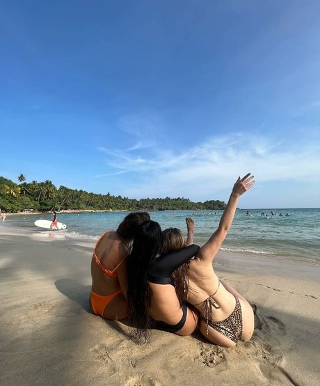 bruder onlyfans schöne hübsche bild