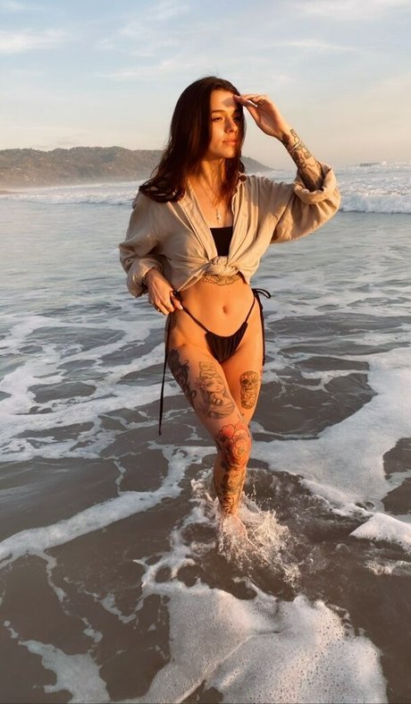 janadeoliveira_ model top bild