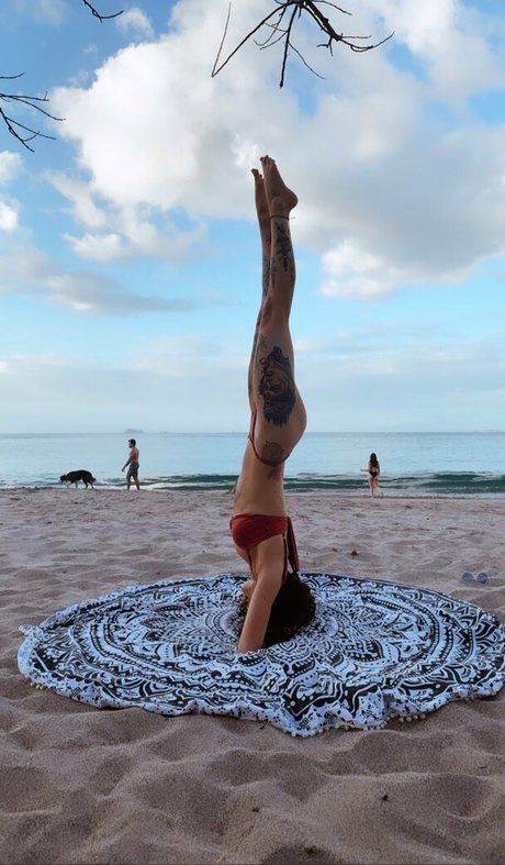 janadeoliveira_ kunst nackt foto