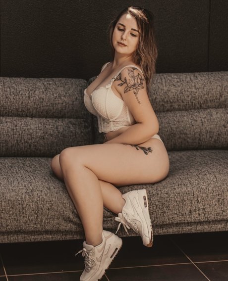 Laura Vanderbooben nackt pornographische foto