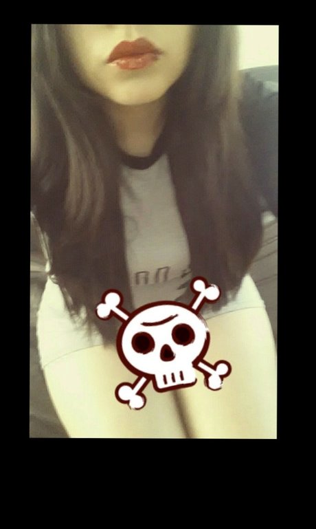 Yerlin O erwachsene erotische galerie