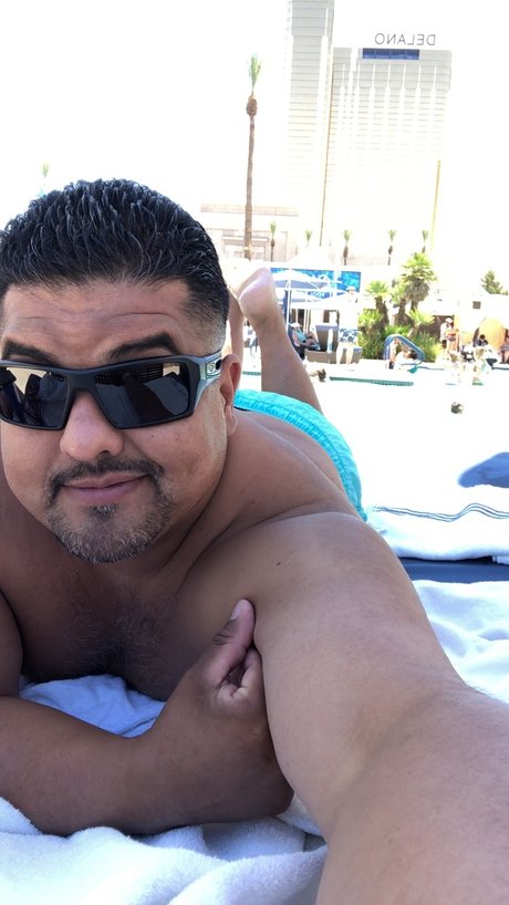 Raul M nackt pornostar foto