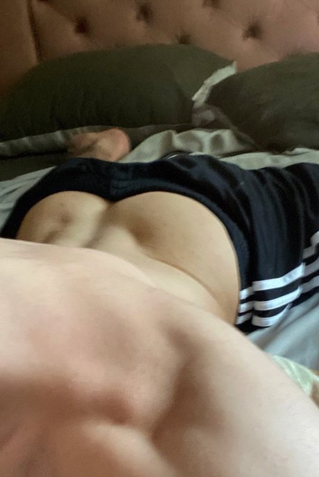 Damelio perfekte nackten bilder