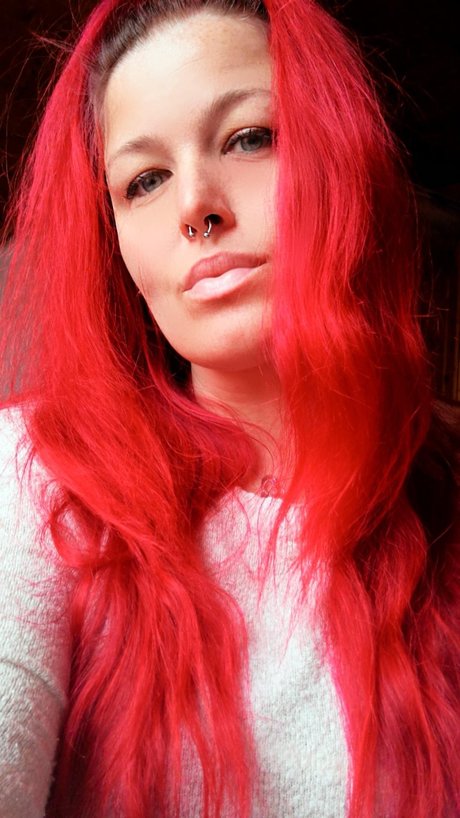 Taschi nackt freie fotos