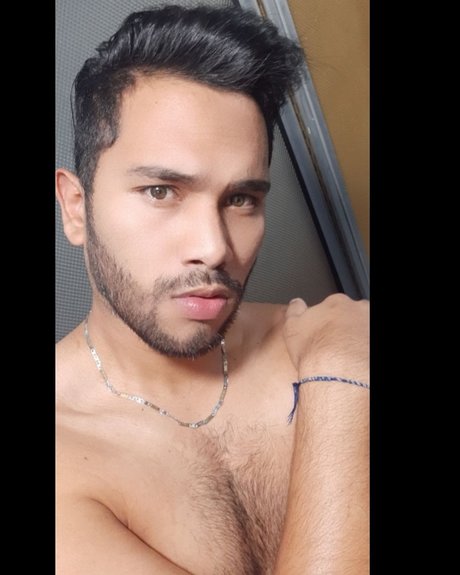 arabische kurvige onlyfans erwachsene akt archiv