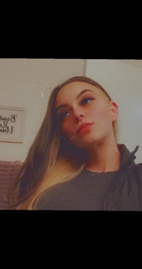 Lou baby_ nackte archiv