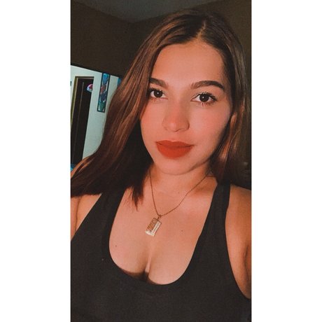 Nina Roman nette pornostar fotos