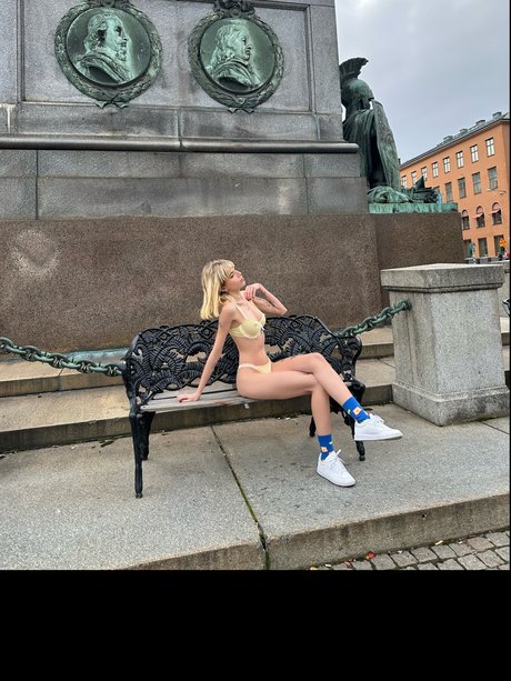 Frida_ kunst nackte foto