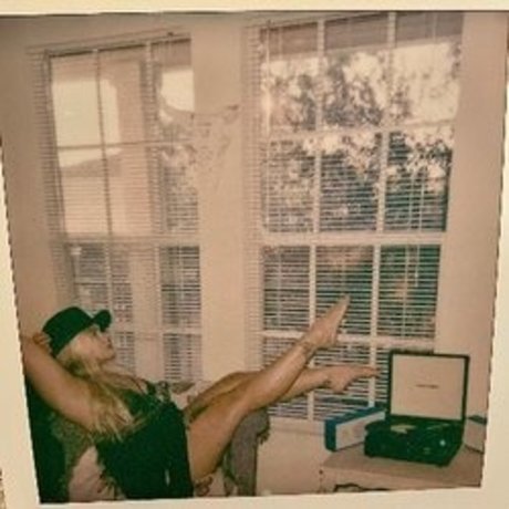 Bay Bee top galerien