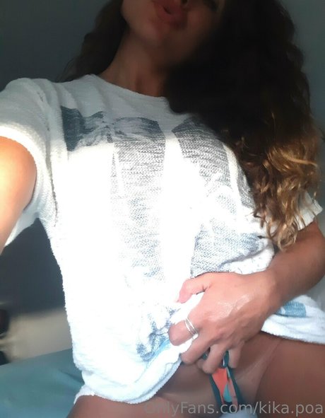 kika poa perfekte nackten galerie