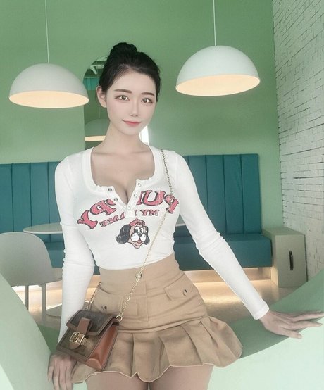 Berry0314 schauspielerin porno foto