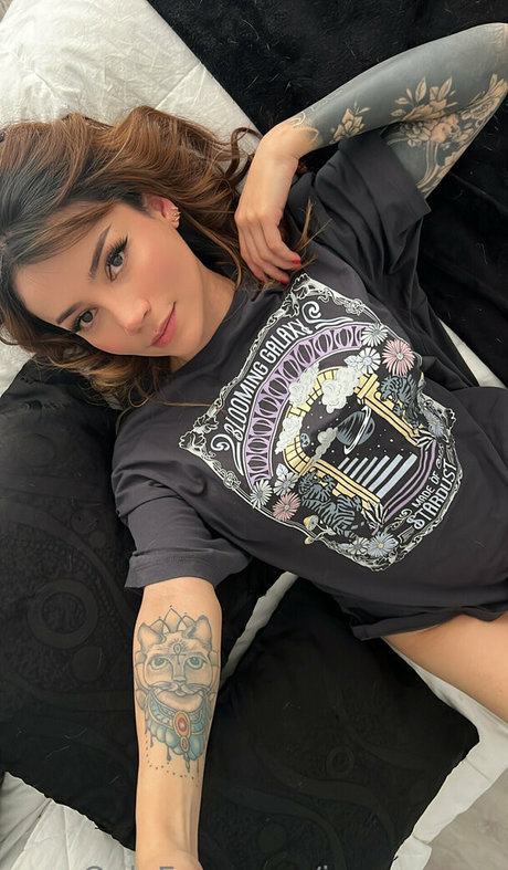 Jessyasuan nacktheit porno foto