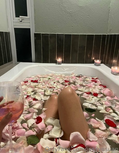 Jessyasuan schauspielerin nackten fotos