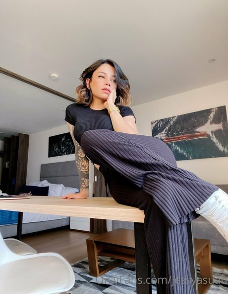 Jessyasuan hd exklusive galerie