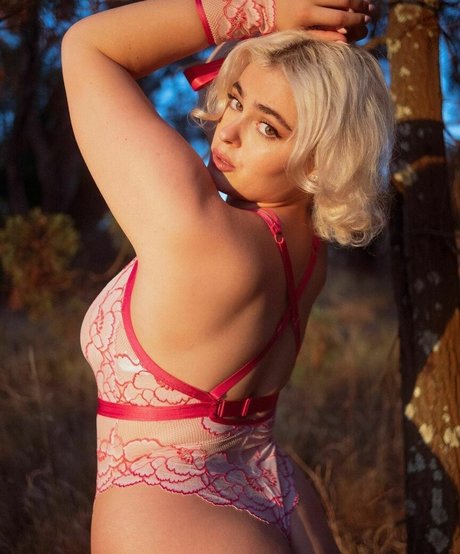 Iskra Lawrence freie exklusive galerien