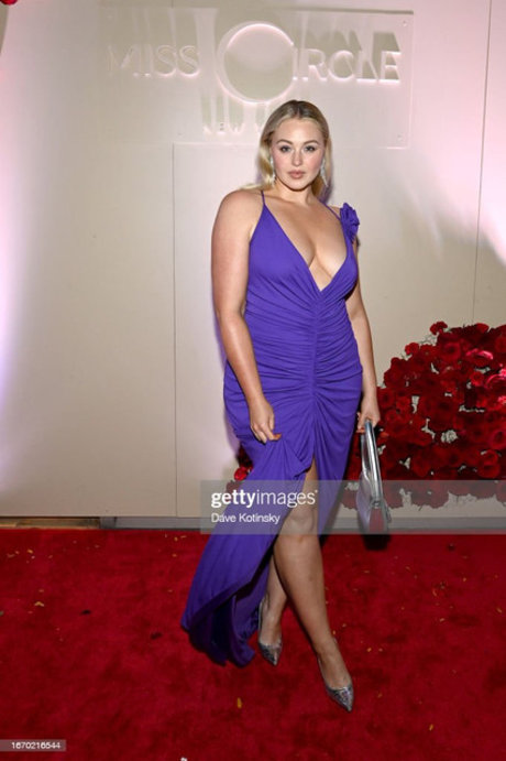 Iskra Lawrence perfekte nette galerie
