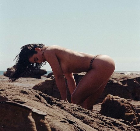 Amy Watchirs exklusive hübsche galerie