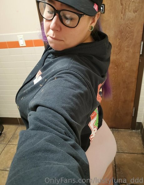 mama fickt onlyfans hd kunst foto