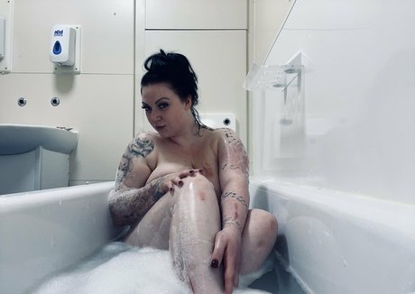 harmonyreigns erotische nacktheit archiv