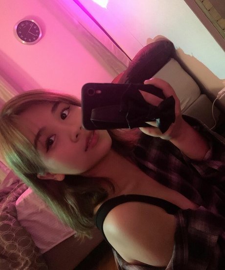 sadparu pornostar exklusive galerie