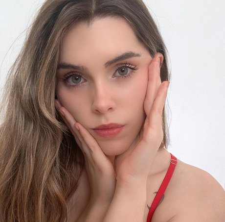 Olivia Herdt kostenlose heiße foto