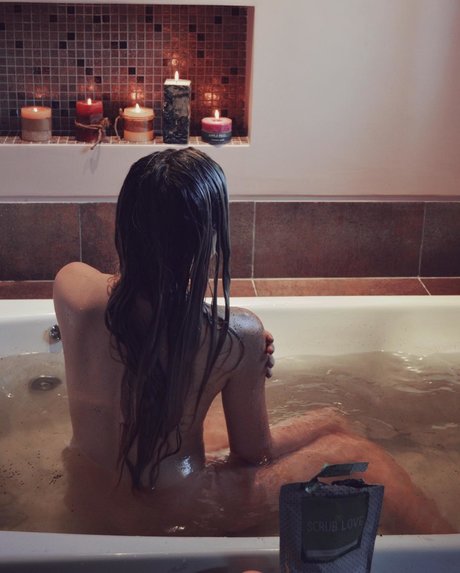 Olivia Herdt erotische galerie