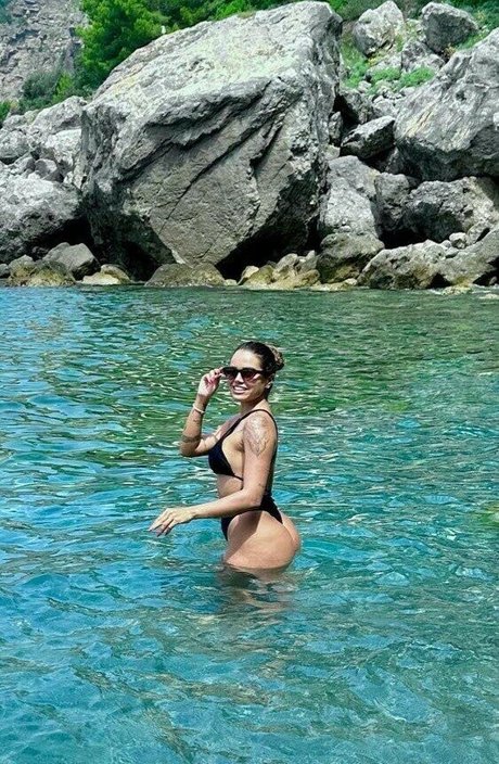 Caroline Veronica exklusive top galerie