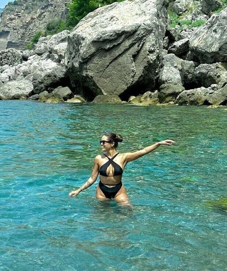 Caroline Veronica xxx nette galerien