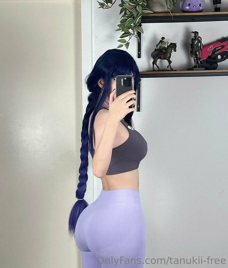 tanukii free freie nackte foto
