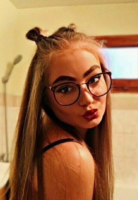 asiatische gilf-onlyfans nackt schöne bilder