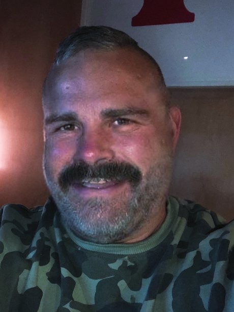 Coach Grim hd porno galerien