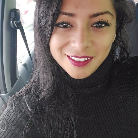 Natali Criollo erwachsene nackten galerie