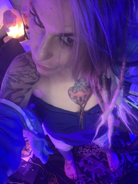 Sativaflowrr exklusive erotische galerie