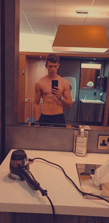 Sebastian clarke porno kunst foto