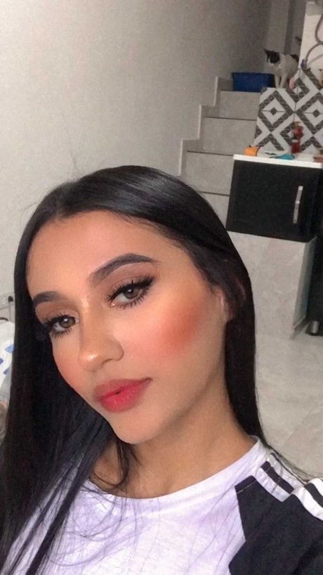 chica ardiente_ porno nackte fotos