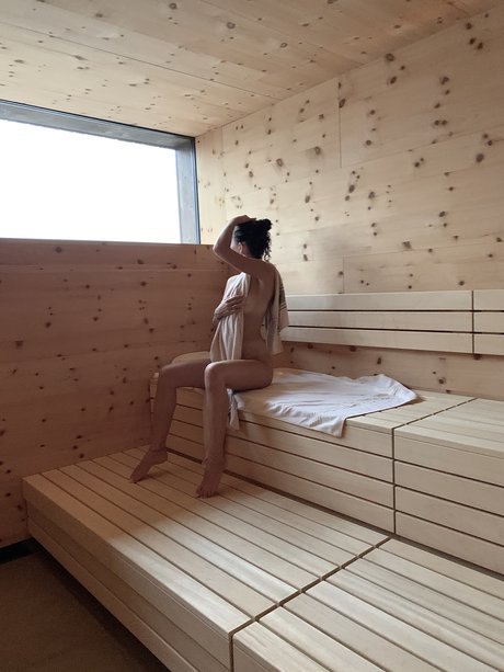 Me Bella nacktheit akt galerien